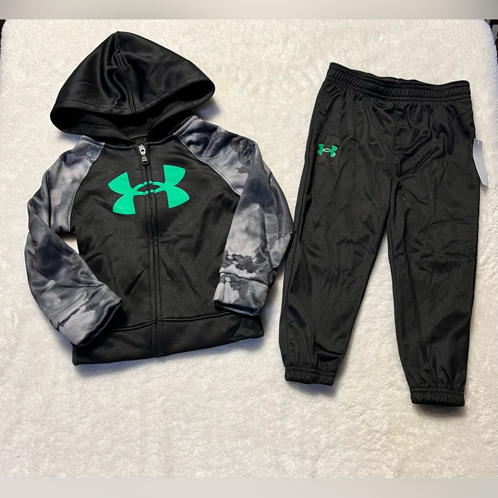 Boys 2 piece Under Armour Set, Size 24 months, NWT!